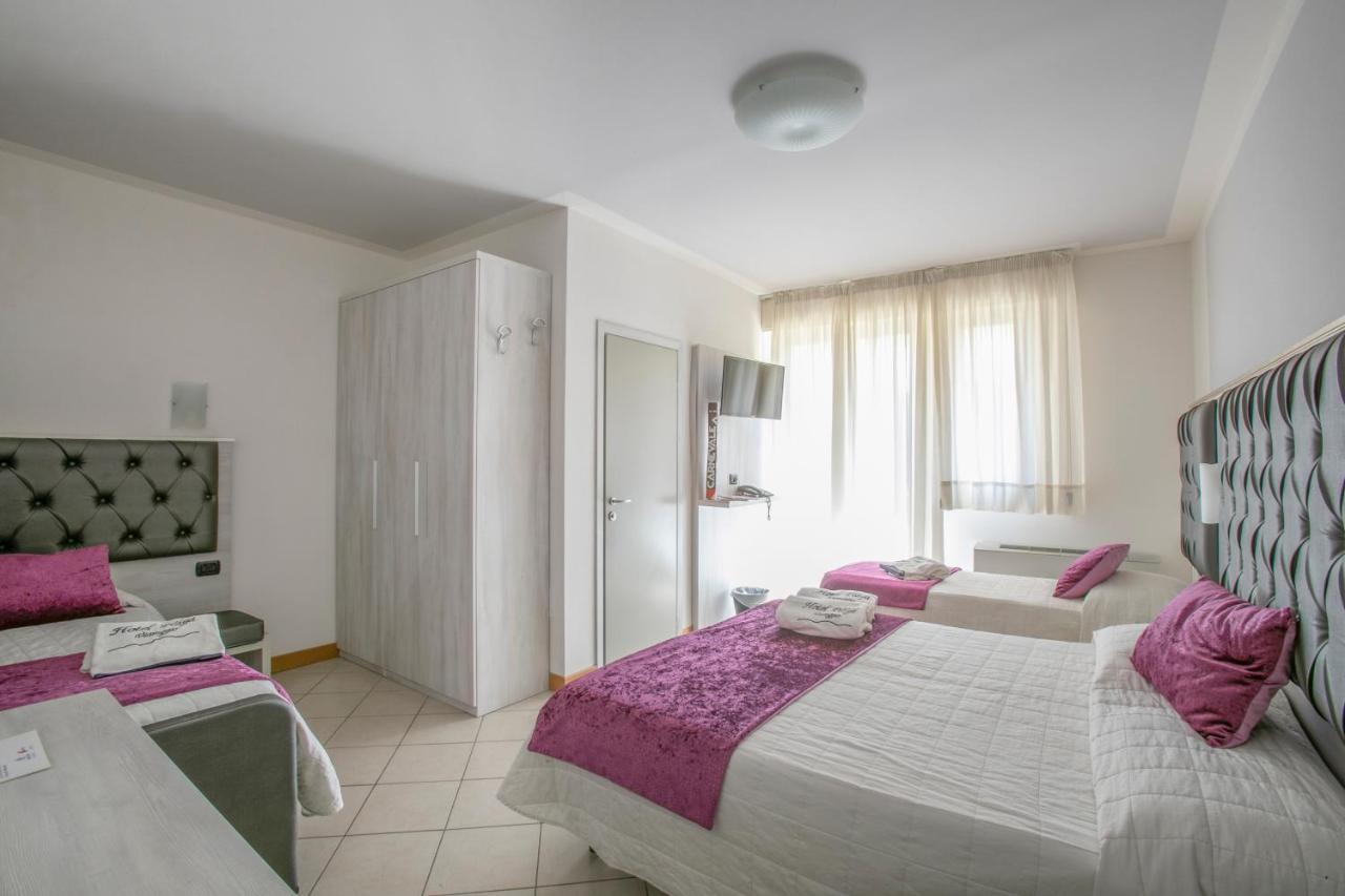 Hotel Playa Viareggio Exterior photo